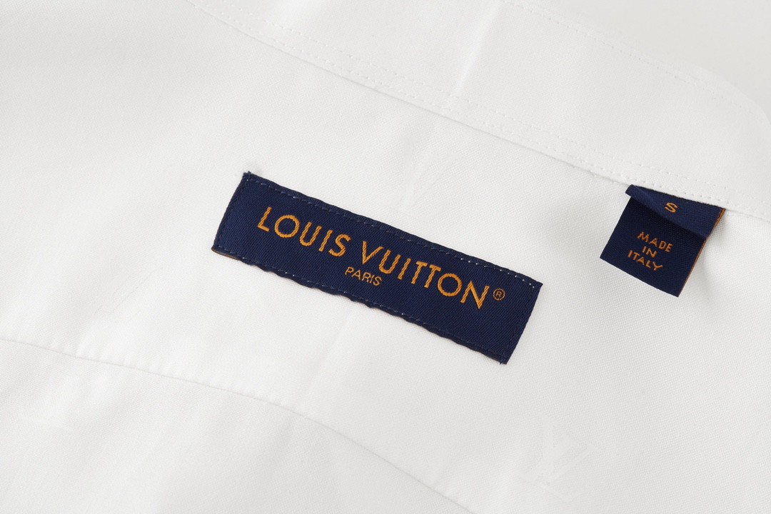 LOUIS VUITTON 路易威登 满印字母logo衬衫 长袖 白色 