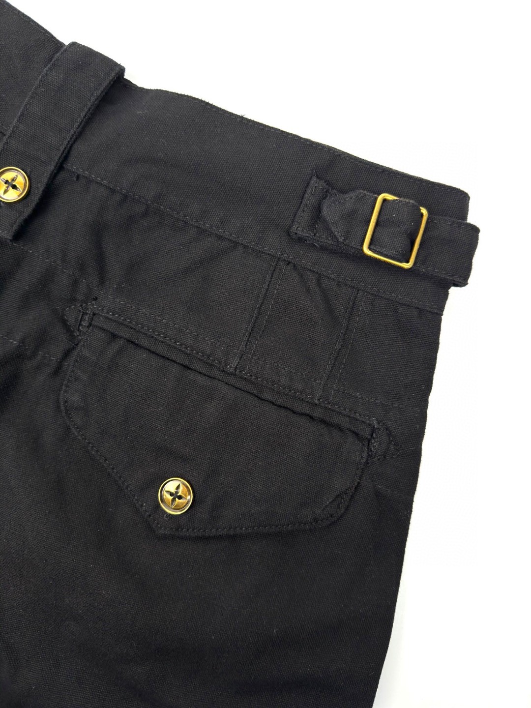 LOUIS VUITTON 路易威登 SS24 菲董联名系列 纯色Logo字母饰钉口袋工装裤 短裤 五分裤 裤子 休闲裤 黑色 1AFJ54