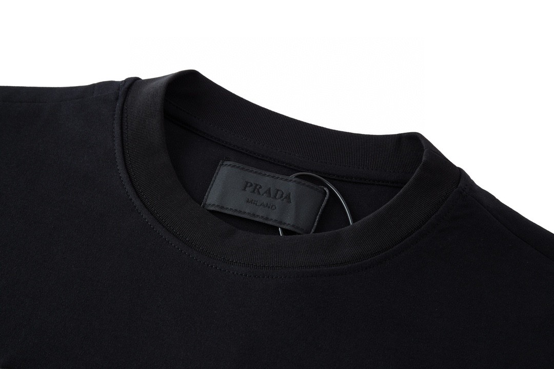 PRADA 普拉达 纯色刺绣字母logo T恤 长袖 黑色 