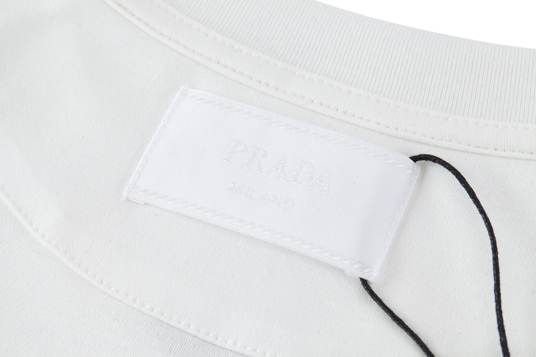 PRADA 普拉达 纯色领口logo徽标 T恤 长袖 白色 
