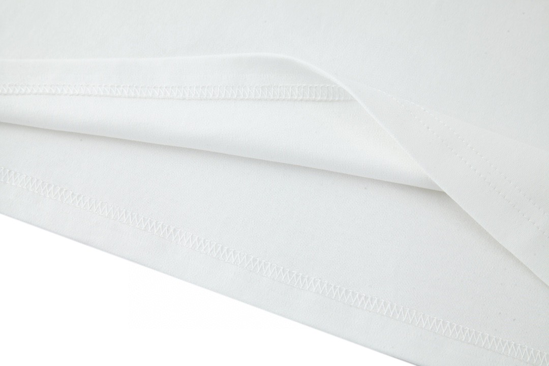 PRADA 普拉达 纯色领口logo徽标 T恤 长袖 白色 