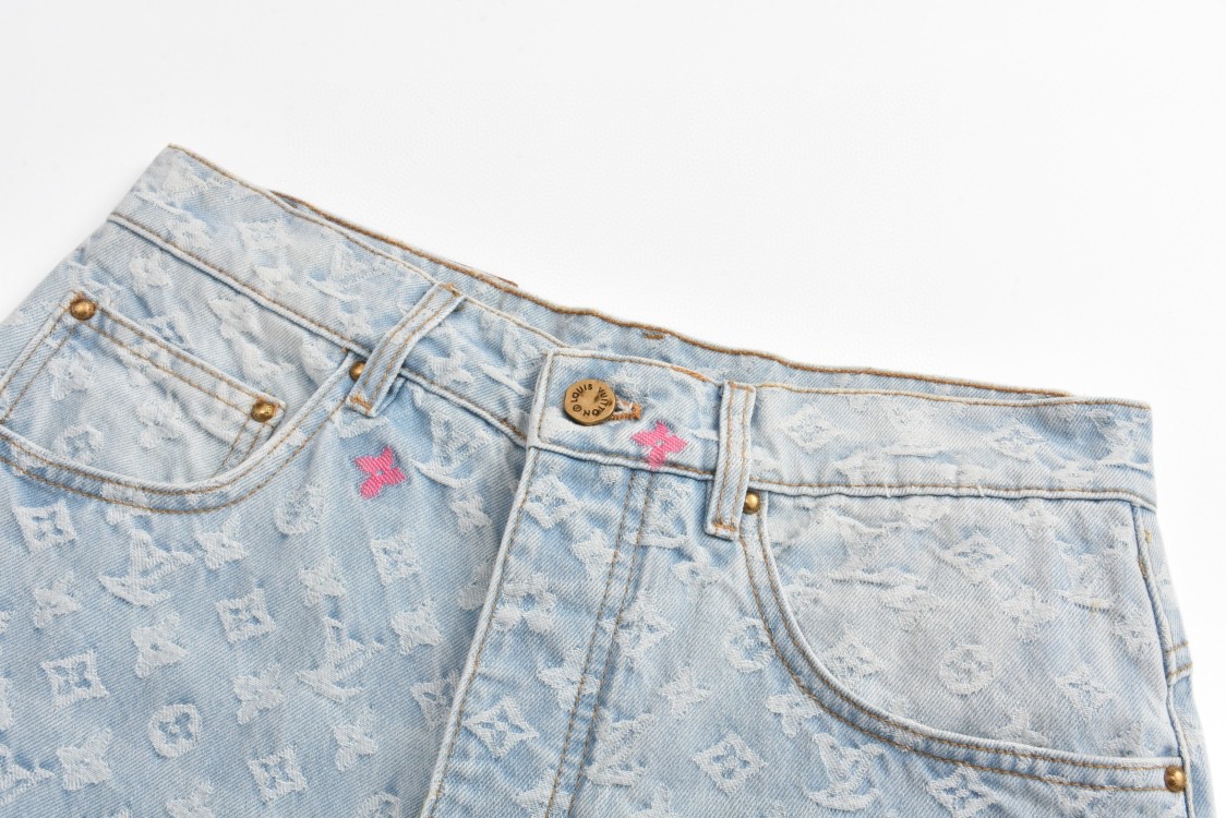 LOUIS VUITTON 路易威登 Tyler FW24 彩色刺绣Logo字母 纽扣口袋牛仔裤 长裤 裤子 休闲裤 蓝色 1AFPV5