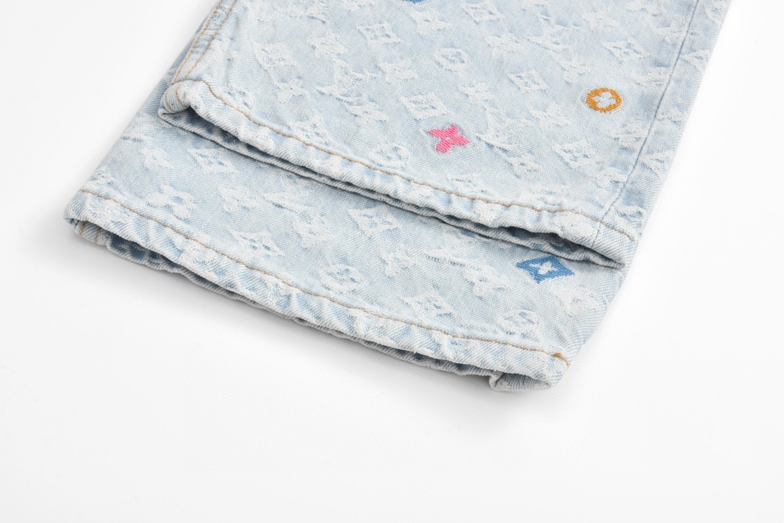 LOUIS VUITTON 路易威登 Tyler FW24 彩色刺绣Logo字母 纽扣口袋牛仔裤 长裤 裤子 休闲裤 蓝色 1AFPV5