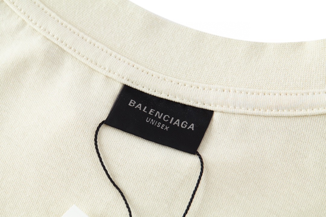 Balenciaga 巴黎世家 字母logo印花短袖 T恤 圆领 短款 夏季 米色