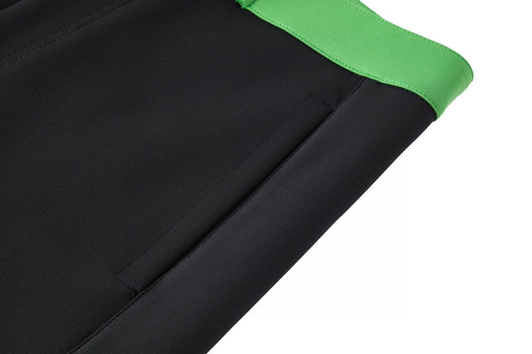 MIU MIU 拼色抽绳拉链短裤 裤子 休闲裤 五分裤 黑色