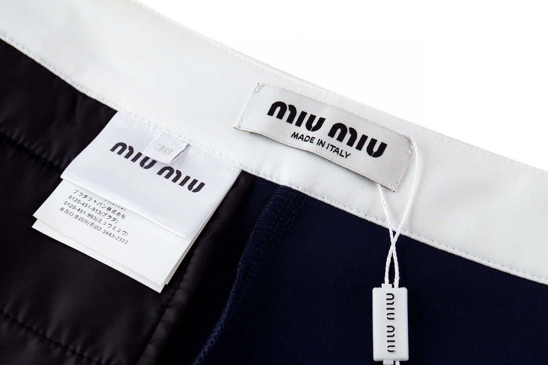 MIU MIU 拼色抽绳拉链短裤 裤子 休闲裤 五分裤 蓝色 