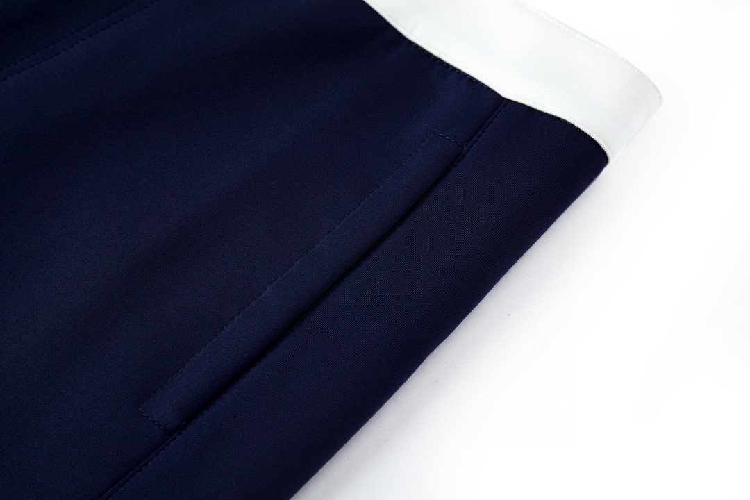 MIU MIU 拼色抽绳拉链短裤 裤子 休闲裤 五分裤 蓝色 