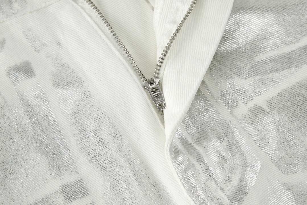 Supreme MM6 Maison Margiela 名款SS24WEEK7 FOIL DOUBLE KNEE PAINT 刷漆工艺铝箔金属牛仔裤 休闲裤 长裤 SUP-SS24-122