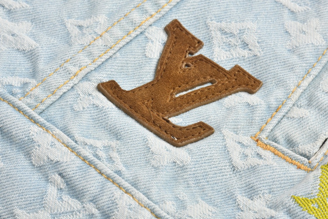 LOUIS VUITTON 路易威登 Monogram Denim Jacket 彩色刺绣单排扣牛仔外套 夹克 长袖 蓝色 1AFPTC