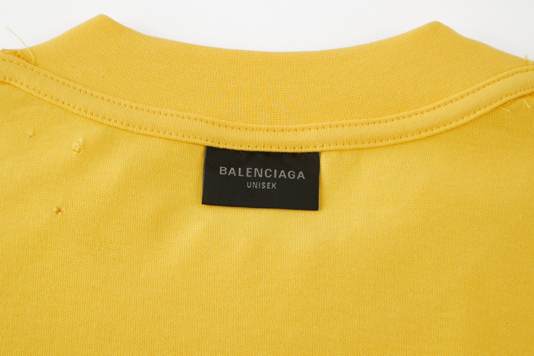 [Copy]Balenciaga 巴黎世家 破洞字母logo印花短袖 T恤 圆领 短款 夏季 粉色