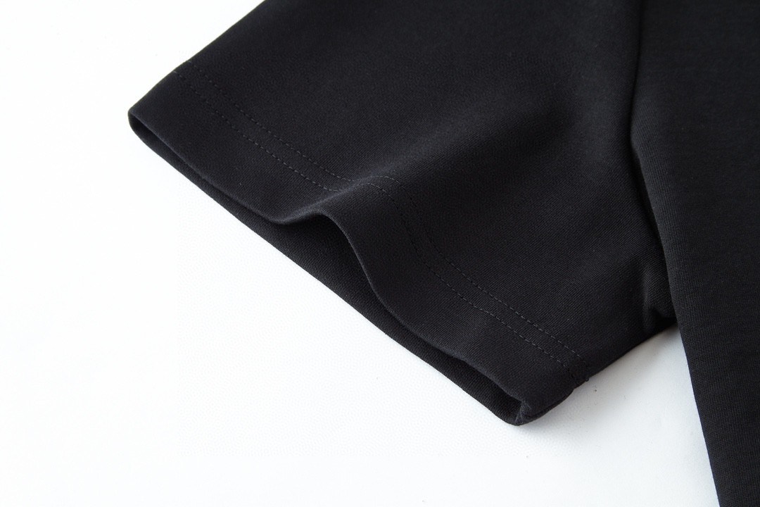 FENDI 芬迪 字母logo刺绣 T恤 短袖 上衣 夏款 黑色 FY0936ANG6F0QA1