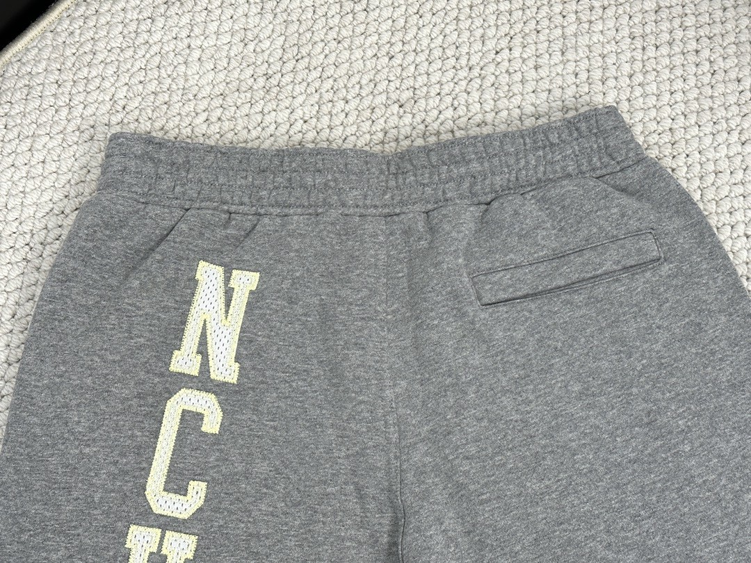 Givenchy 纪梵希 logo字母刺绣百慕大短裤 休闲裤 运动裤 灰色 BM515J3YMW-055