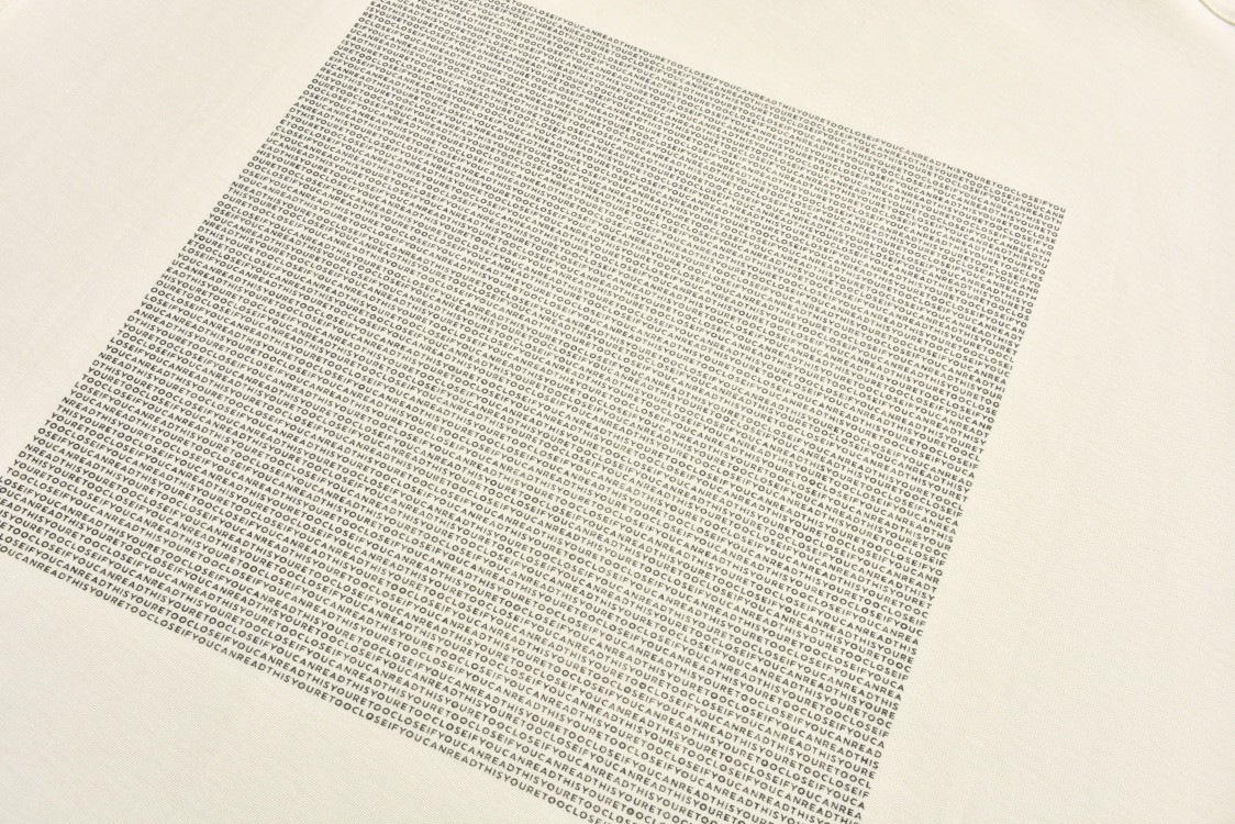 Balenciaga 巴黎世家 方块小字母短袖 T 恤 圆领 夏季 米白色