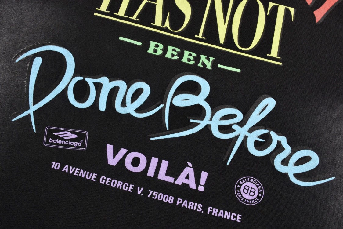 Balenciaga 巴黎世家 做旧破洞字母logo印花短袖 T恤 圆领 短款 夏季 黑色 