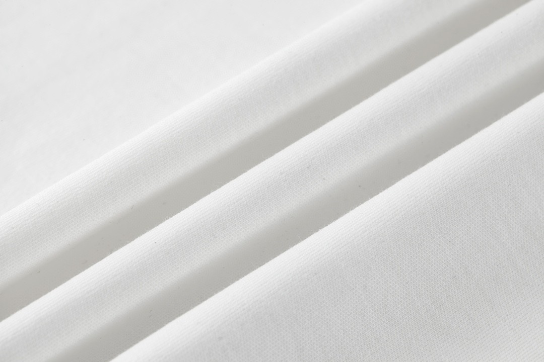 PRADA 普拉达 纯色领胸口口袋logo徽标 T恤 长袖 白色 