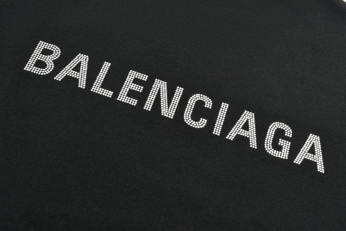 Balenciaga 巴黎世家 前后烫钻字母logo短袖 T恤 圆领 短款 夏季 黑色 