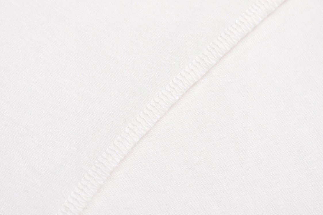 LOUIS VUITTON 路易威登 乐队海报短袖 圆领 T 恤 上衣 夏款 白色 1AATZG