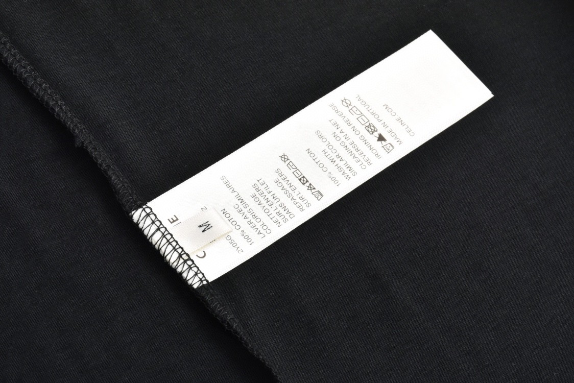 CELINE 赛琳 铆钉字母logo印花 短袖 T恤 圆领 夏款 黑色 2X15M671Q-38YG