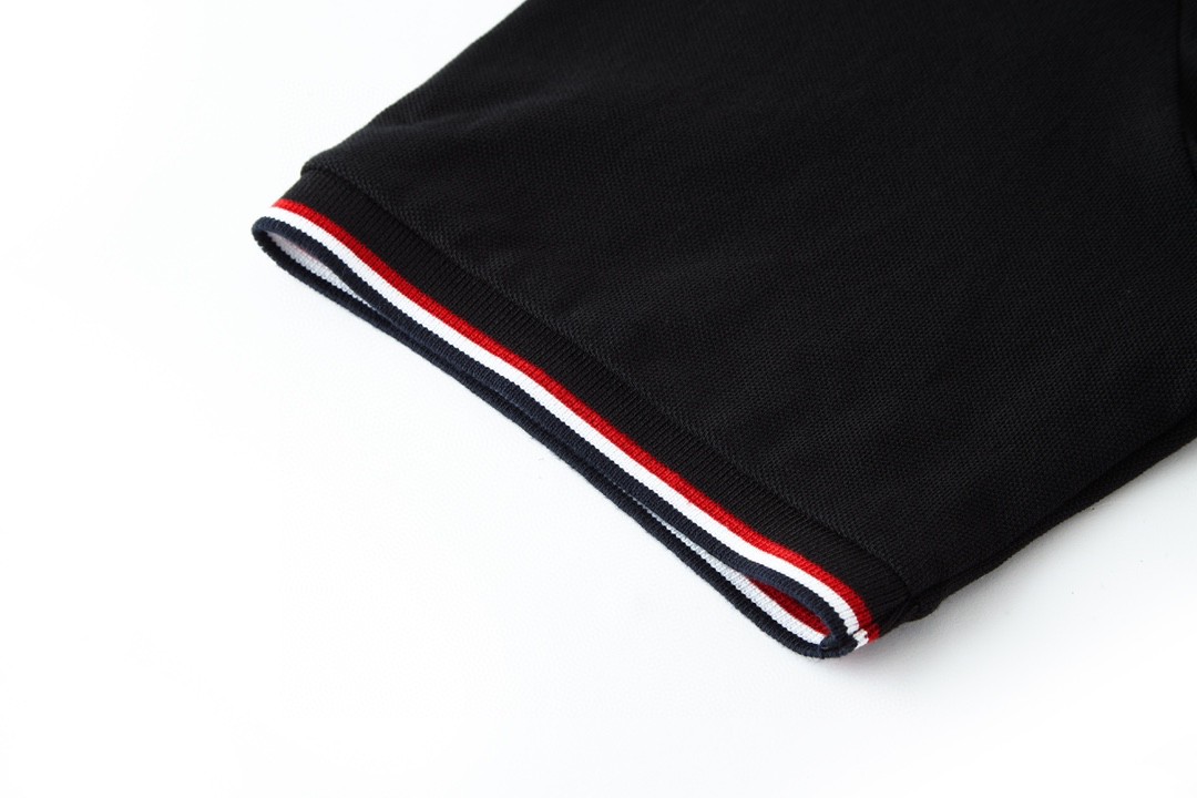 Moncler 蒙口 胸标纽扣Polo衫 短袖 T恤 圆领 短款 夏季 黑色 J10918A7030084556999