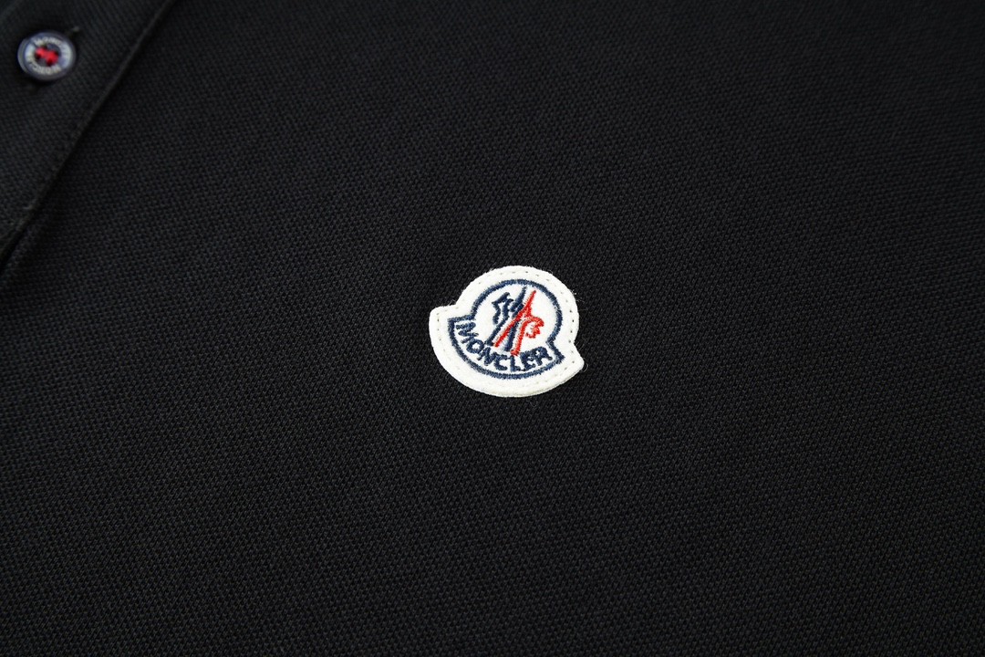Moncler 蒙口 胸标纽扣Polo衫 短袖 T恤 圆领 短款 夏季 黑色 J10918A7030084556999