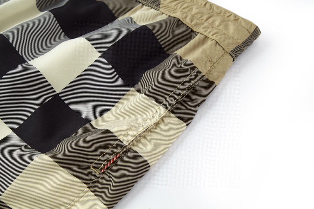 Burberry 巴宝莉 经典大格纹短裤 裤子 休闲裤 卡其色 