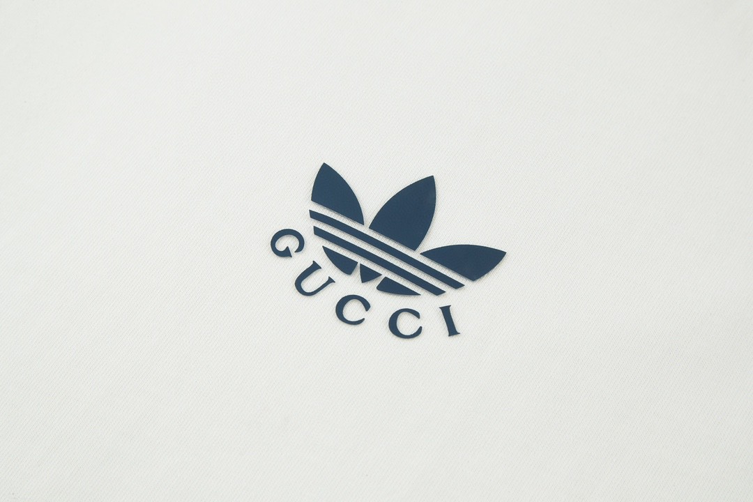 GUCCI 古驰 adidas originals 联名款 SS22 撞色三条纹罗缎印花短袖 T恤 圆领 套头 夏季 白色 692114-XJEK5-9280