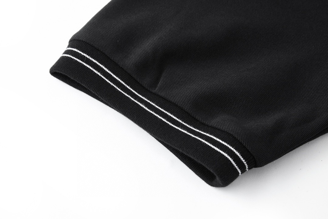 PRADA 普拉达 条纹拼接V领Polo衫 短袖 T恤 黑色 UJN895-1YR5-F0806-S-OOO