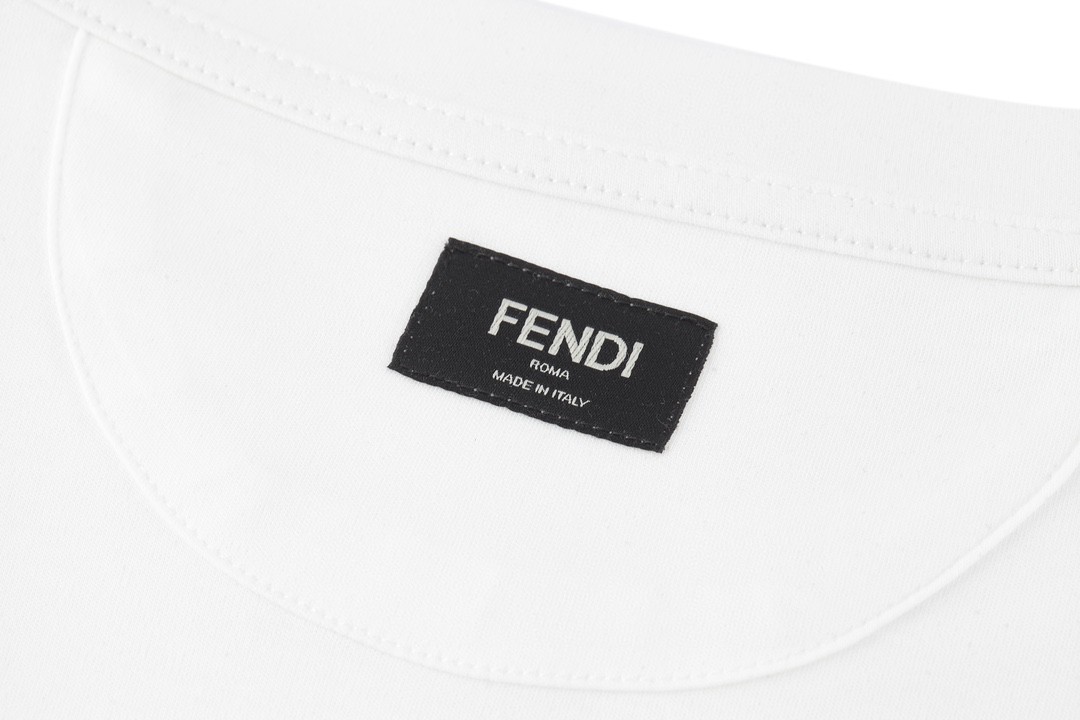 FENDI 芬迪 五金F标 T恤 短袖 上衣 夏款 白色