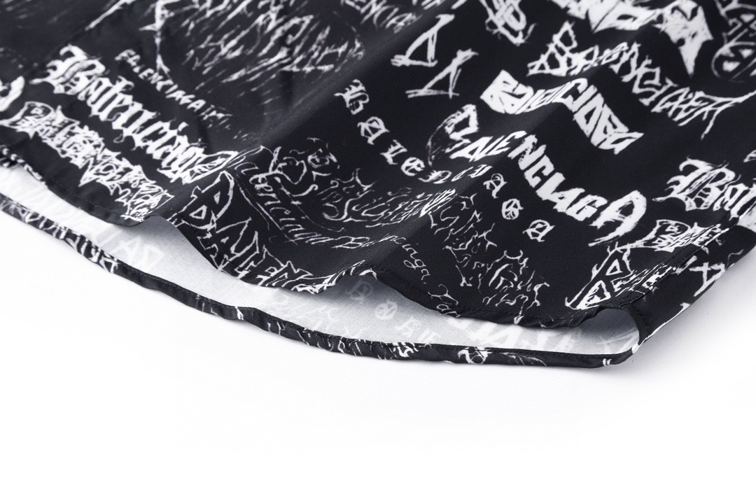 Balenciaga 巴黎世家 SS24 New Year新年系列 Logo印花满印单排扣衬衫 长袖 秋冬 黑色 662983TPLE71000