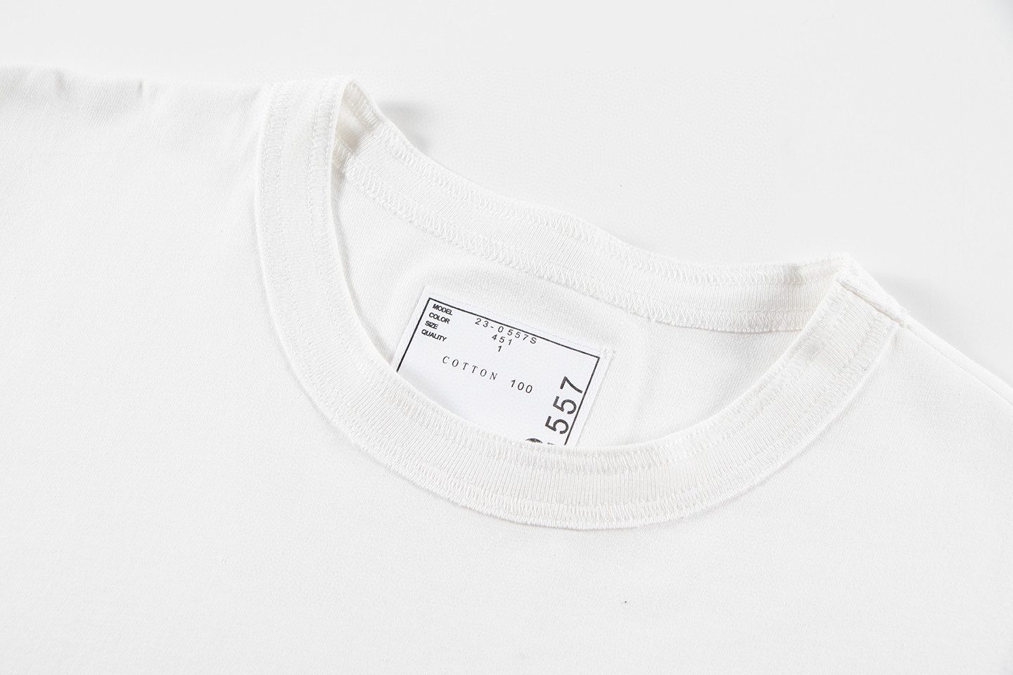 Sacai Carhartt WIP FW23 联名系列 Logo标志侧面开叉暗扣 短袖 T恤 圆领 短款 夏季 白色 23-0557S-101