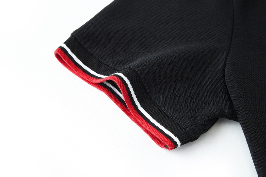 PRADA 普拉达 领口袖口条纹皮标Polo衫 短袖 T恤 黑色 SJN256-322-F0AA9