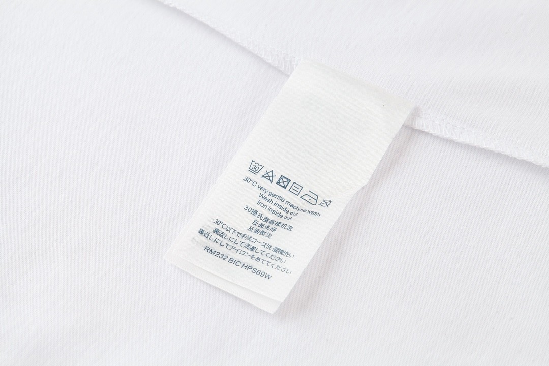 LOUIS VUITTON 路易威登 复古链条字母logo印花短袖 圆领 T 恤 上衣 夏款 白色 1AFN05