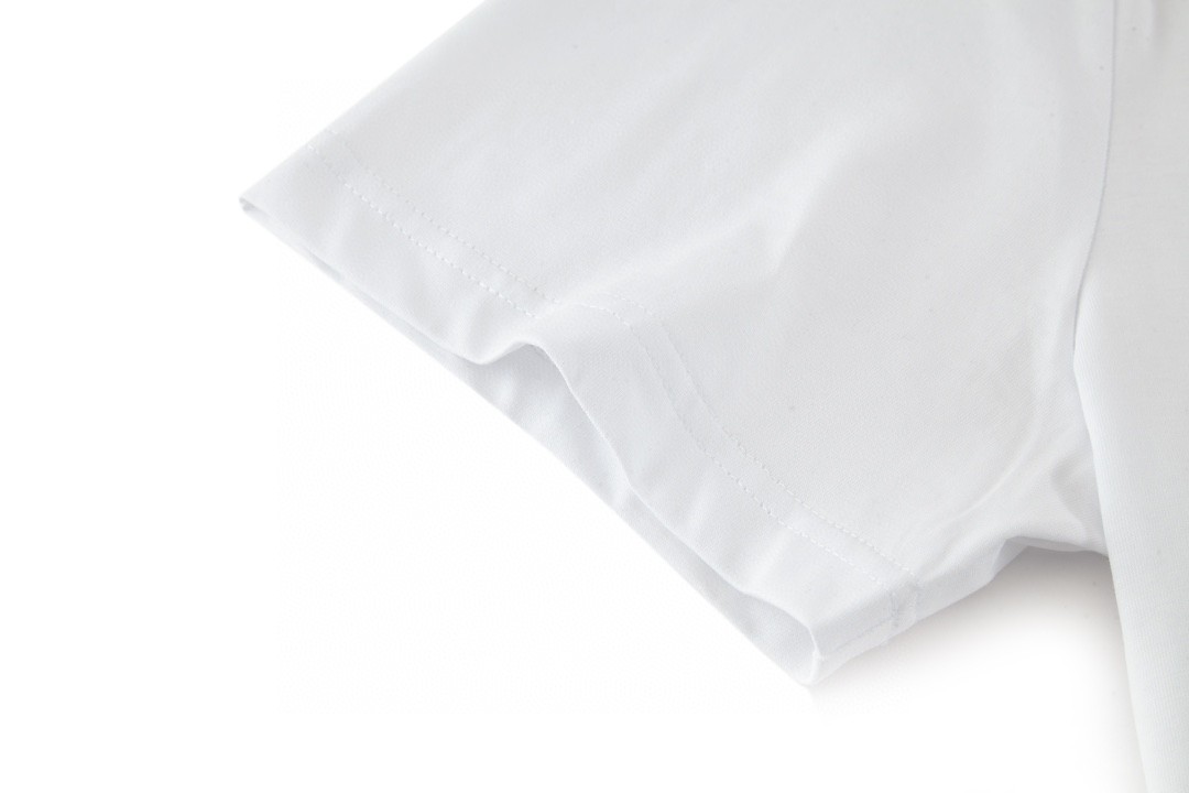 LOUIS VUITTON 路易威登 复古链条字母logo印花短袖 圆领 T 恤 上衣 夏款 白色 1AFN05