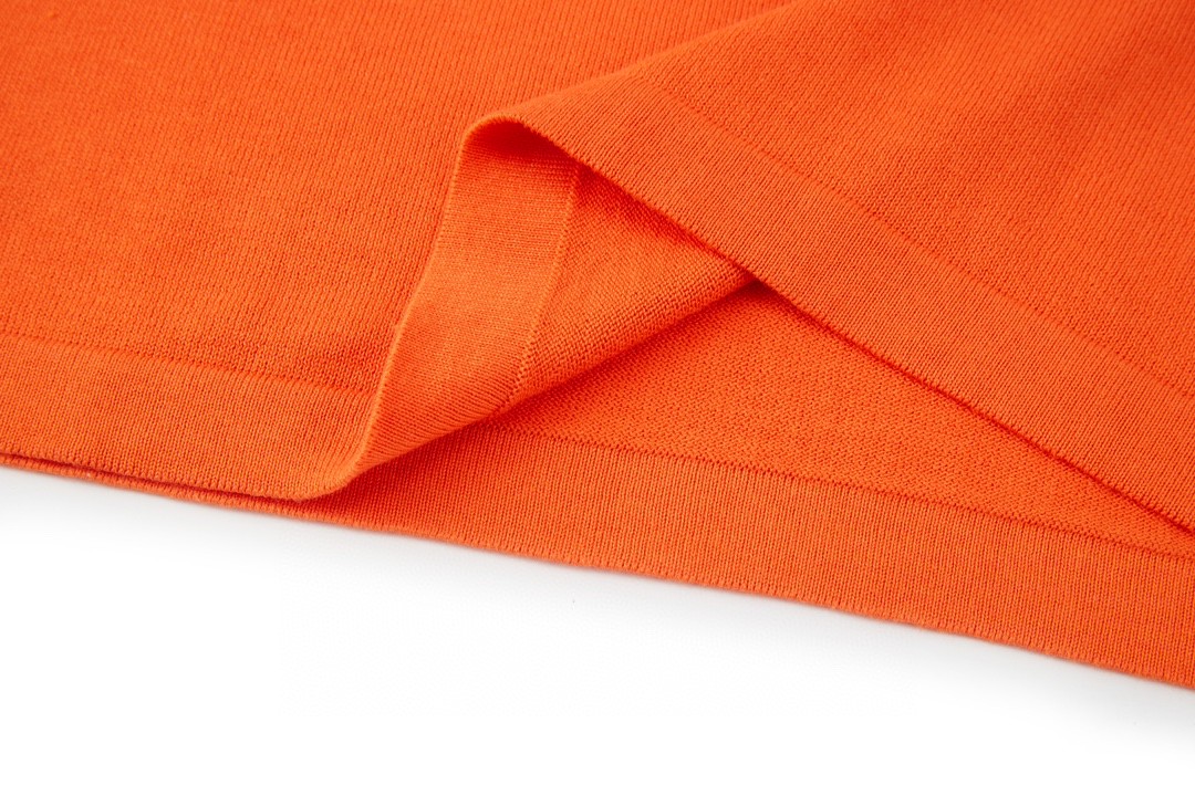 LOUIS VUITTON 路易威登 度假风字母logo图案嵌花针织短袖 圆领 T 恤 上衣 夏款 橘色 1AFQQZ