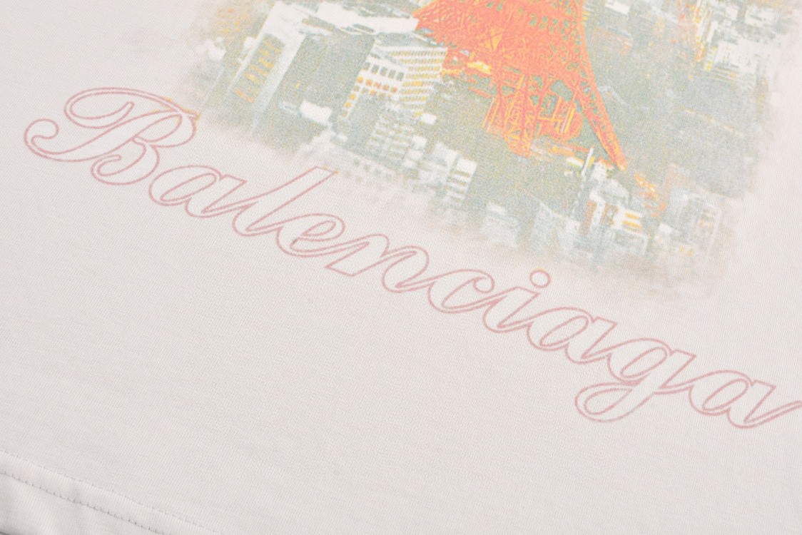 Balenciaga 巴黎世家 东京铁塔字母logo短袖 T恤 圆领 短款 夏季 