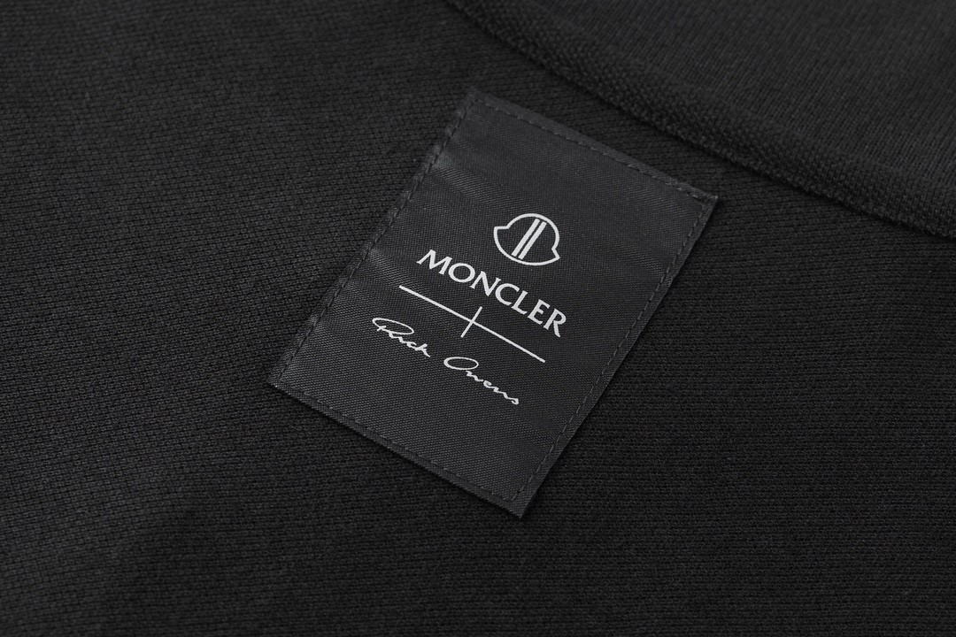 Moncler 蒙口 RO 联名 胸标纽扣Polo衫 短袖 T恤 圆领 短款 夏季 黑色
