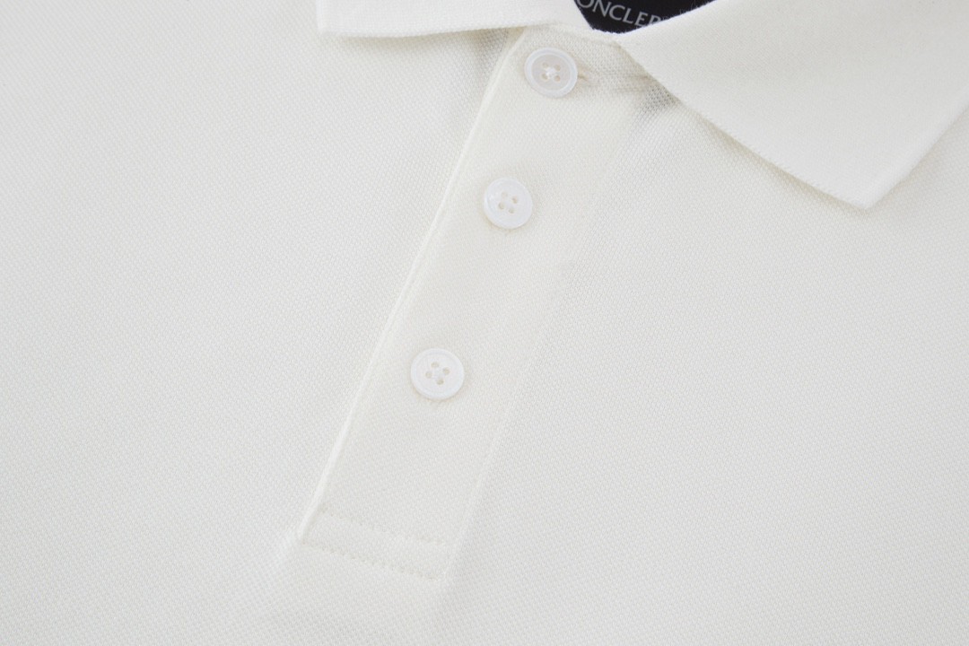 Moncler 蒙口 RO 联名 胸标纽扣Polo衫 短袖 T恤 圆领 短款 夏季 白色
