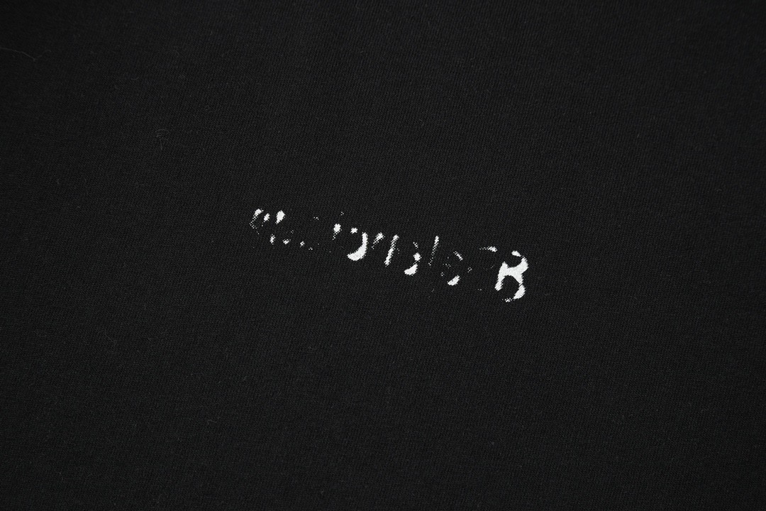 Balenciaga 巴黎世家 油墨小字母印花短袖 T恤 圆领 短款 夏季 黑色