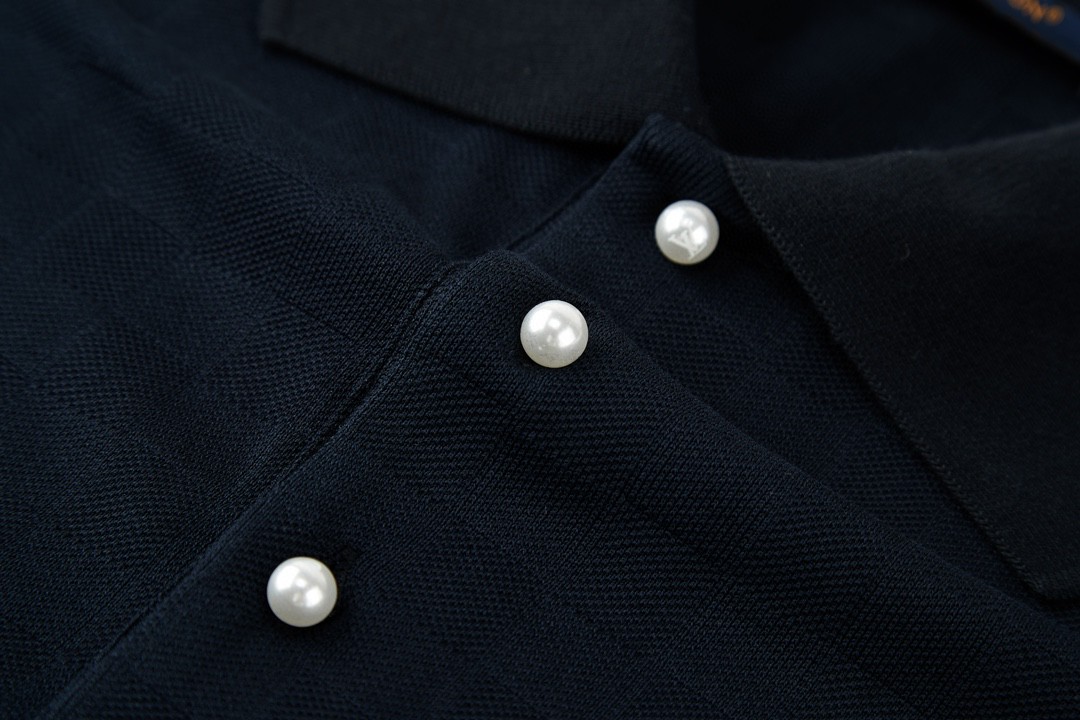 LOUIS VUITTON 路易威登 刺绣字母logo棋盘格针织扣Polo衫 短袖 T 恤 上衣 夏款 黑色