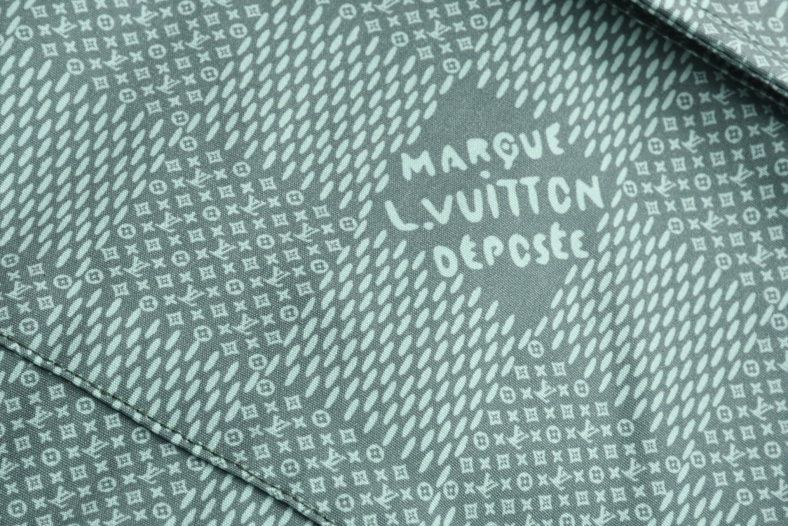 LOUIS VUITTON 路易威登 棋盘格Logo印花翻领单排扣衬衫 短袖 夏款 绿色 1AFQXX