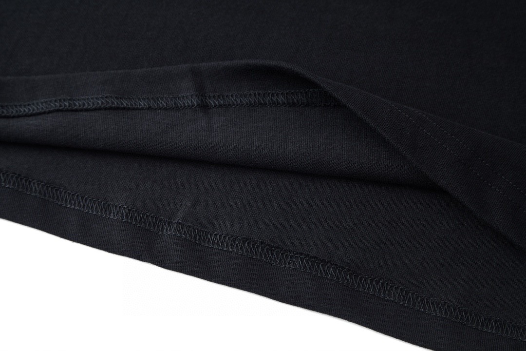 Balenciaga 巴黎世家 支付宝联名 SS25 字母logo印花短袖 T恤 圆领 短款 夏季 黑色 787349TRVY91000