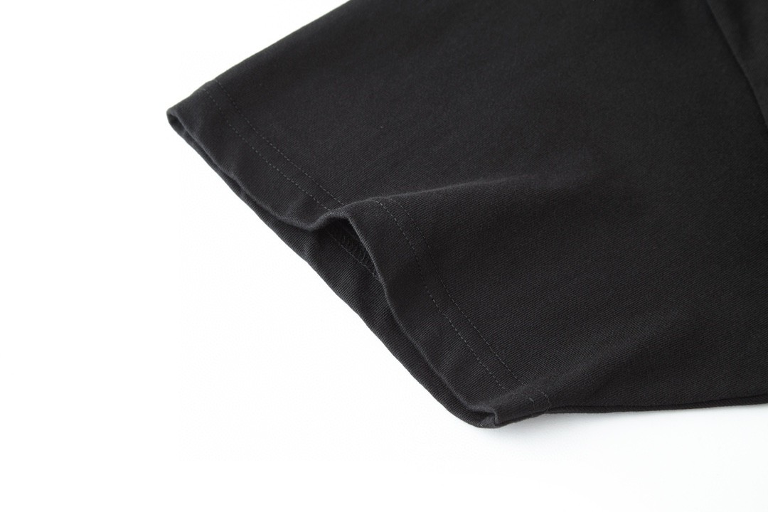 Balenciaga 巴黎世家 下摆流苏字母刺绣Logo 短袖 T恤 圆领 短款 夏季 黑色