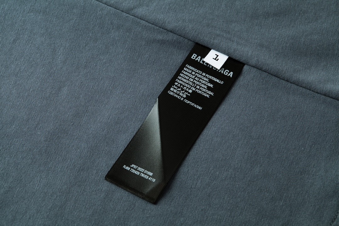 Balenciaga 巴黎世家 彩虹彩旗印花短袖 T恤 圆领 短款 夏季 蓝灰色