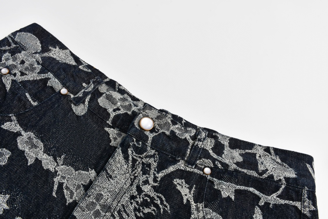 LOUIS VUITTON 路易威登 植绒满印牛仔裤 短裤 五分裤 