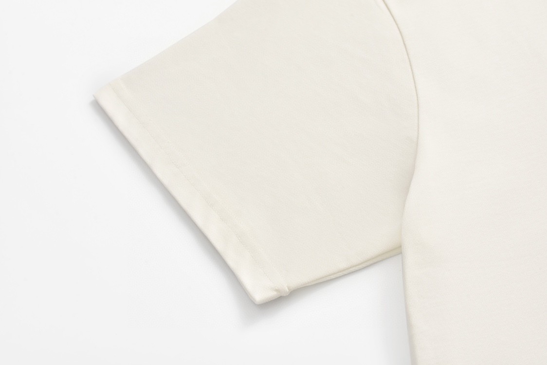 GUCCI 古驰 彩虹字母logo印花短袖 T恤 圆领 套头 夏季 白色 616036-XJEJC-9095