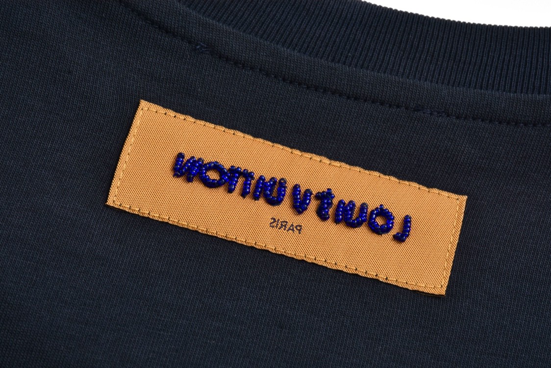 LOUIS VUITTON 路易威登 字母珠饰刺绣logo圆领短袖 T恤 黑色 1AFJFI