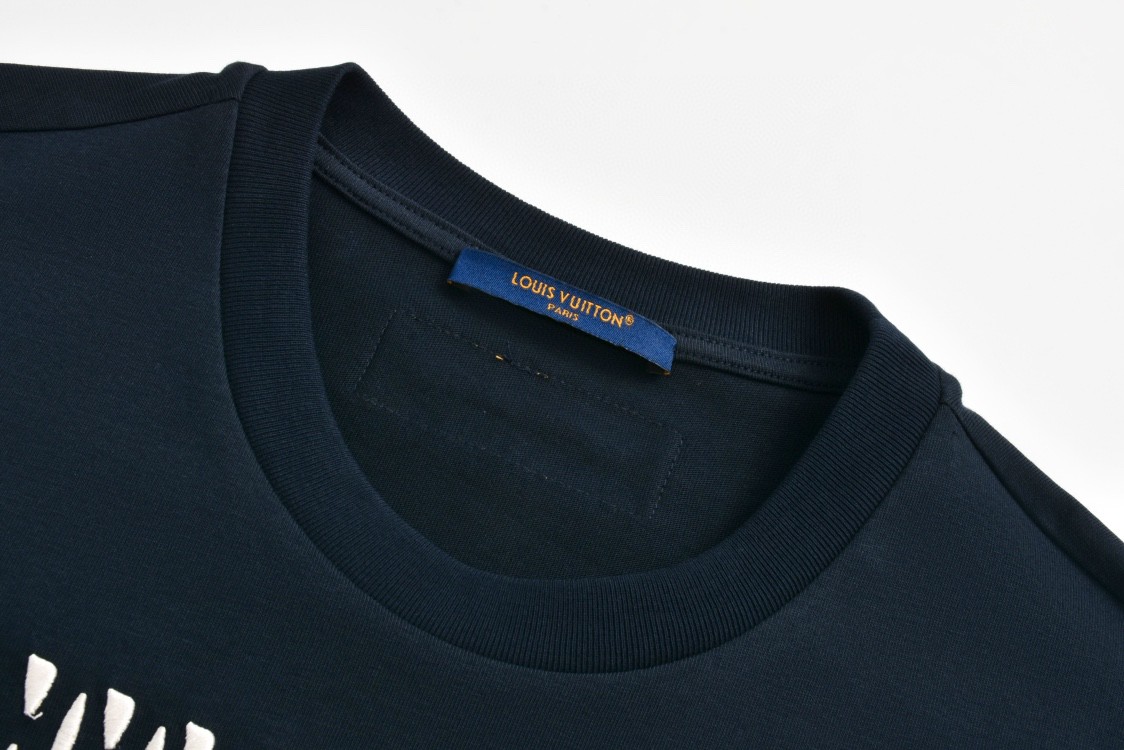 LOUIS VUITTON 路易威登 字母珠饰刺绣logo圆领短袖 T恤 黑色 1AFJFI