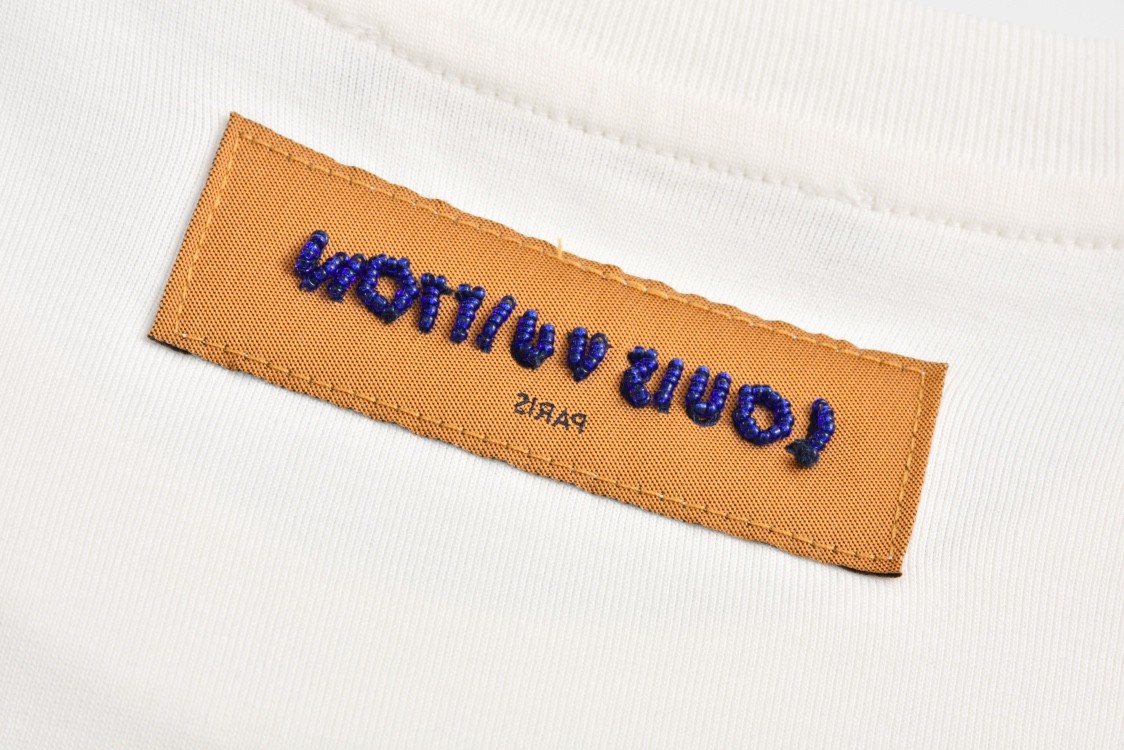 LOUIS VUITTON 路易威登 字母珠饰刺绣logo圆领短袖 T恤 白色