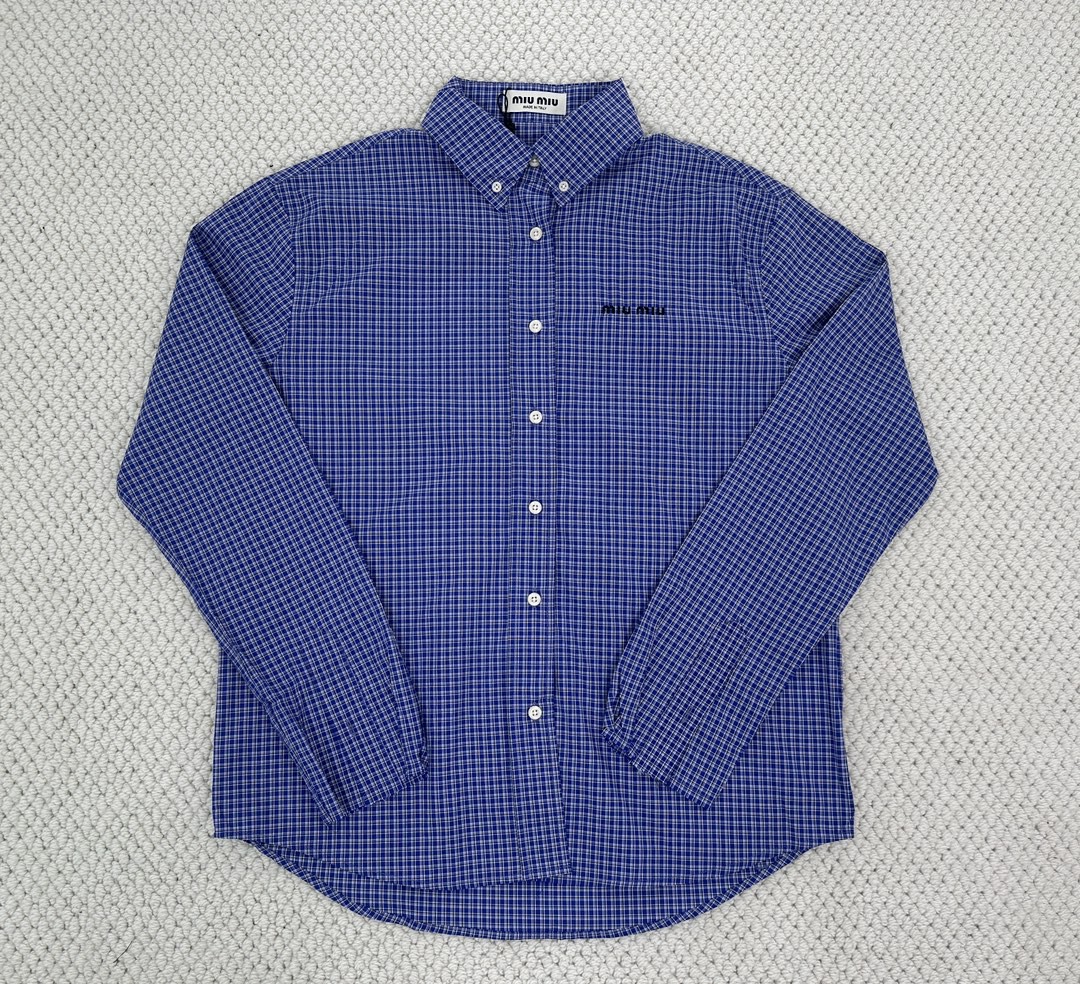 MIU MIU 缪缪 SS24 格纹字母刺绣Logo单排扣衬衫 长袖 外套 宝石蓝 MK1842-142K-F0013-S-OOO
