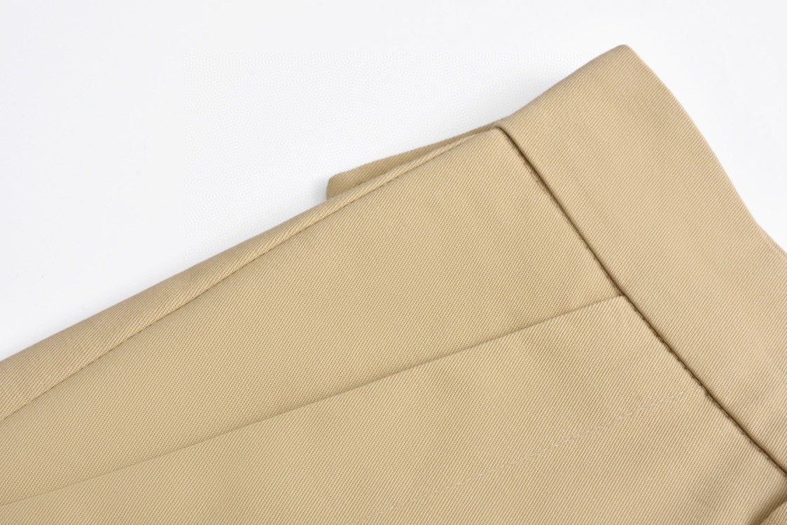 MIU MIU 纯色直筒工装裤 短裤 裤子 休闲裤 五分裤 卡其色